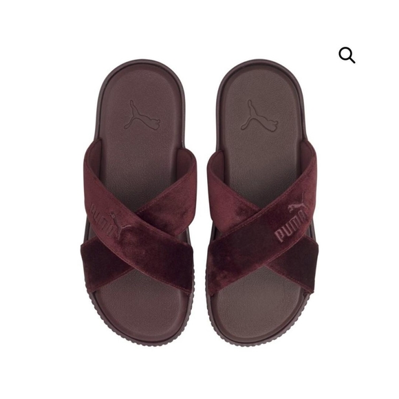 Puma Women's velvet Platform Slide Sandals size 7.5 - Picture 2 of 2